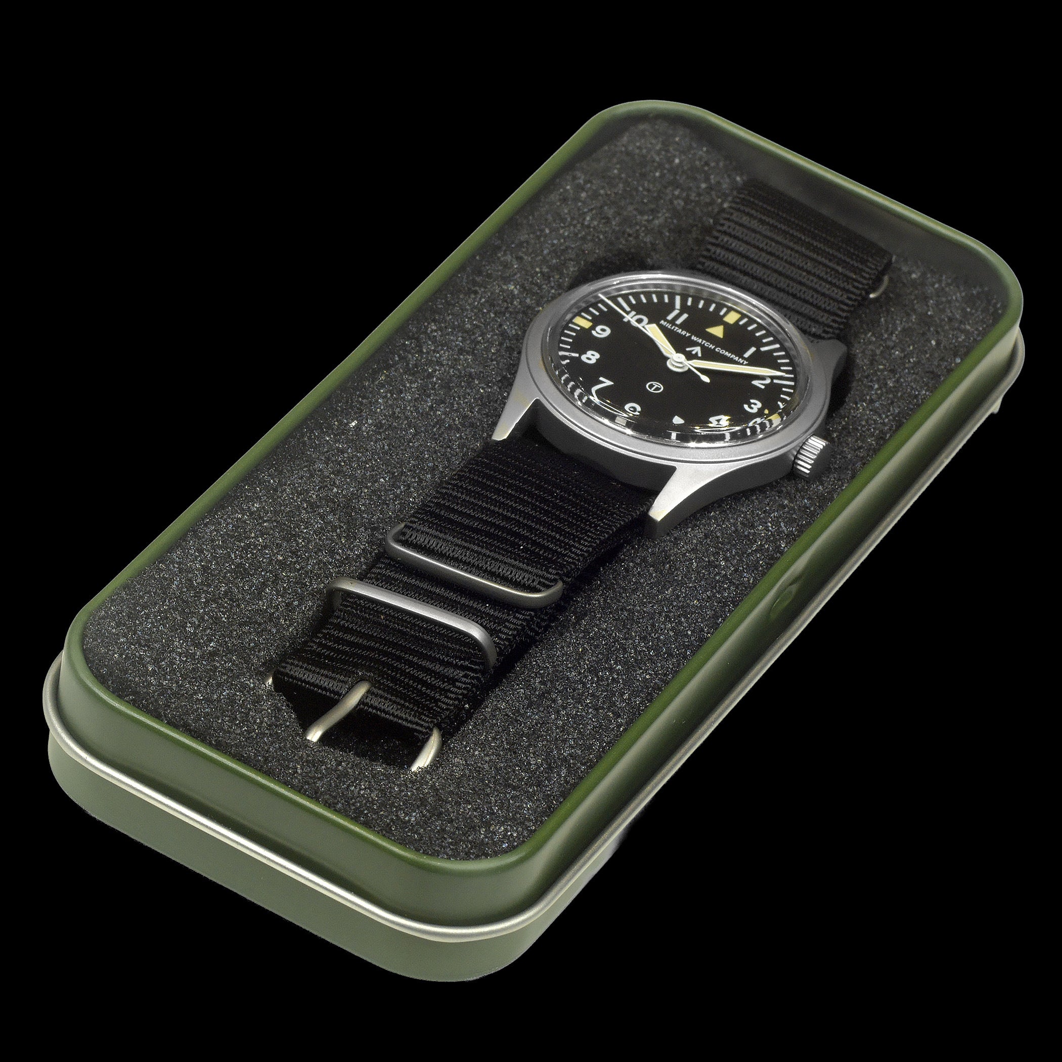 W10 1960s Pattern Handwound Military Watch with Plexiglass Crystal and Handwound Mechanical Movement