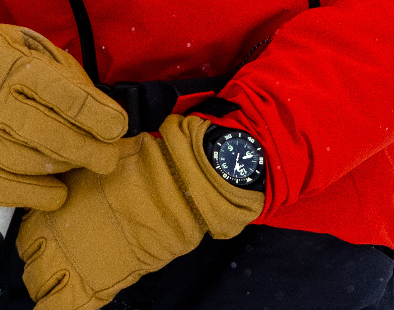 MWC "Depthmaster" 100atm / 3,280ft / 1000m Water Resistant Military Divers Watch in PVD Stainless Steel Case with Helium Valve (Automatic)